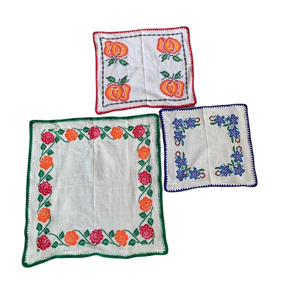 Vintage Vibrant Floral Cross Stitch Linen Trio Decor